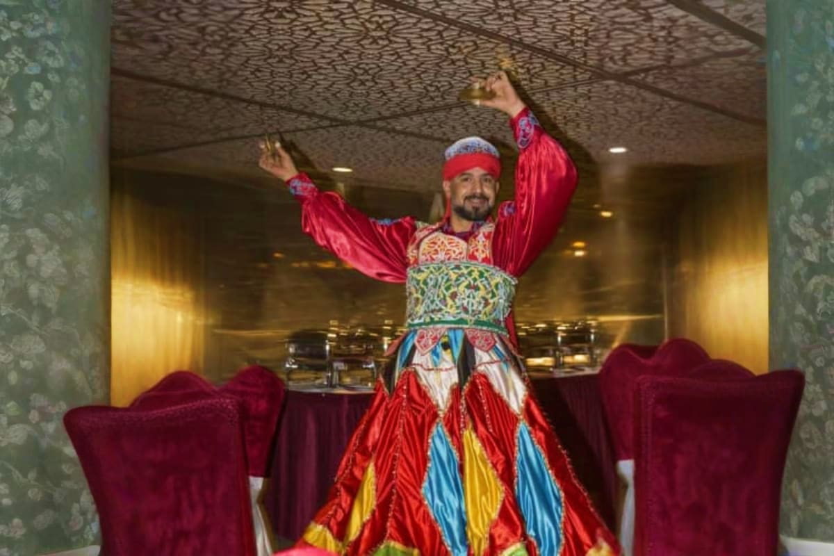 Creek Dhow Cruise with Live shows and Dinner creek_dance