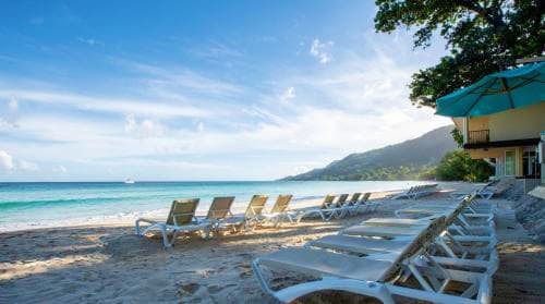 4* Coral Strand mahe Or Similar