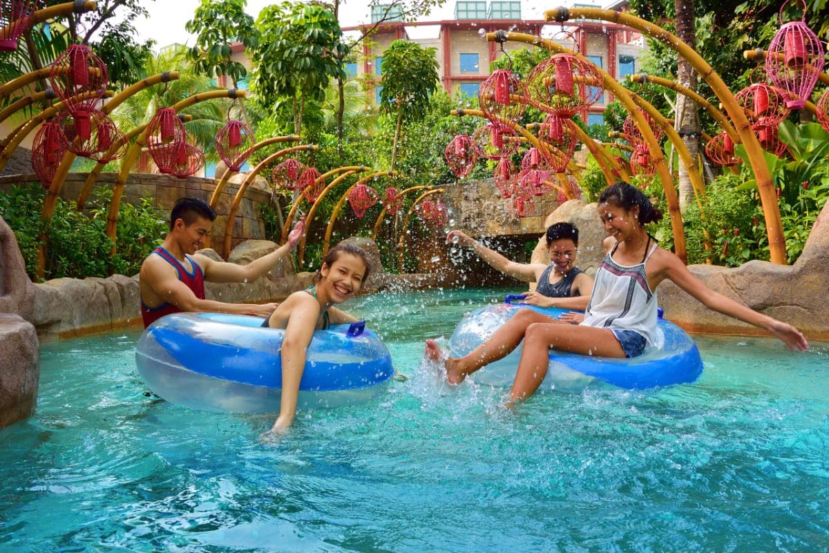 Adventure Cove Water Park adventure_cove_water_park_02