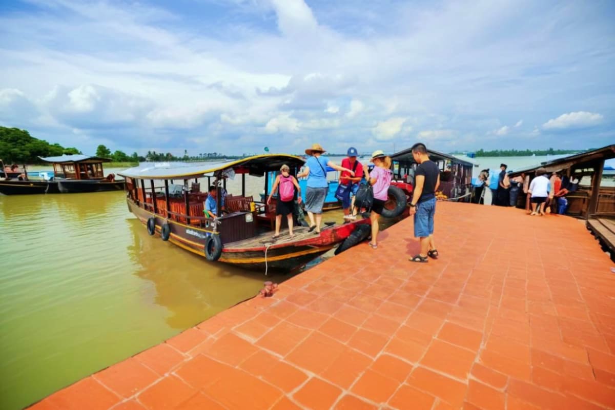 Mekong Delta Full Day Tour