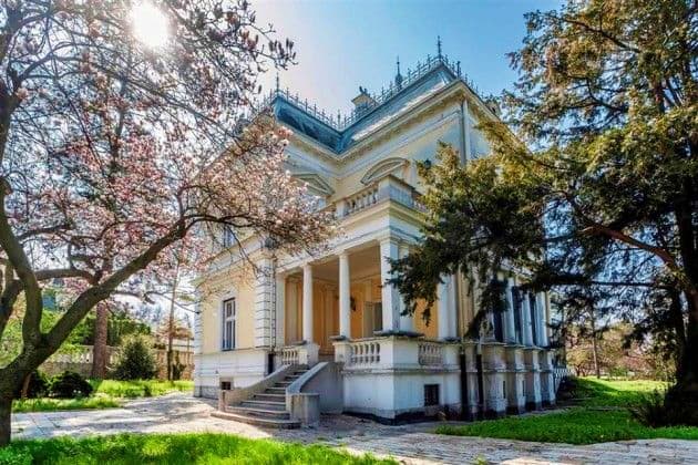 Sumadija Royal Heritage Tour