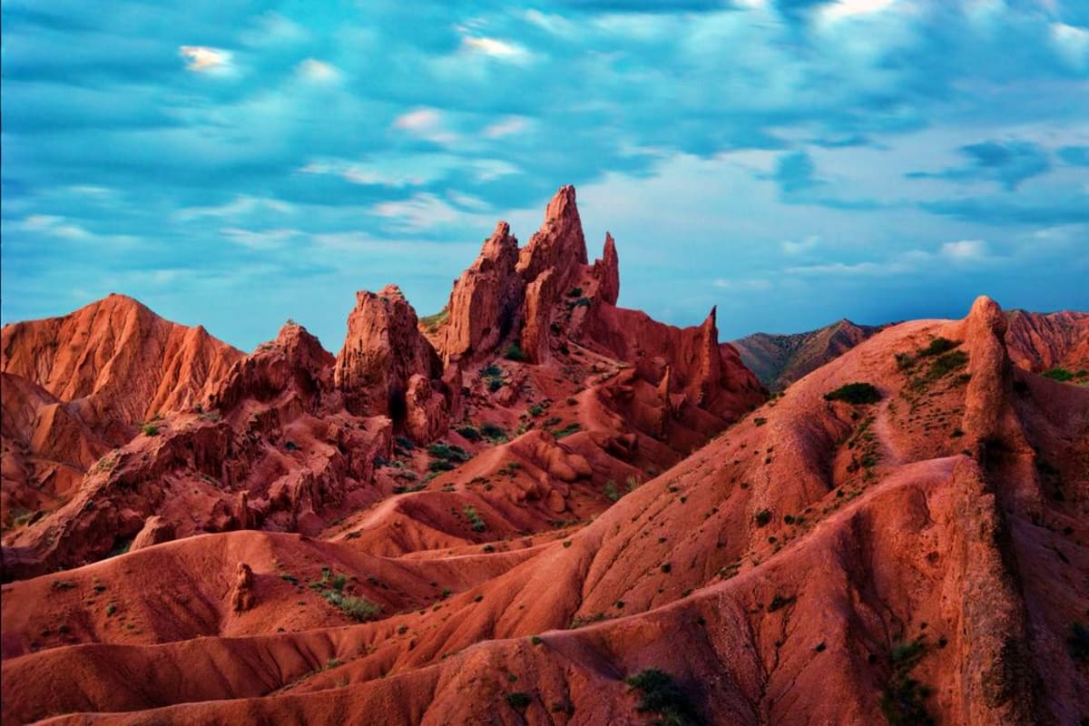Kyrgyzstan Adventure Trails canyon-skazka