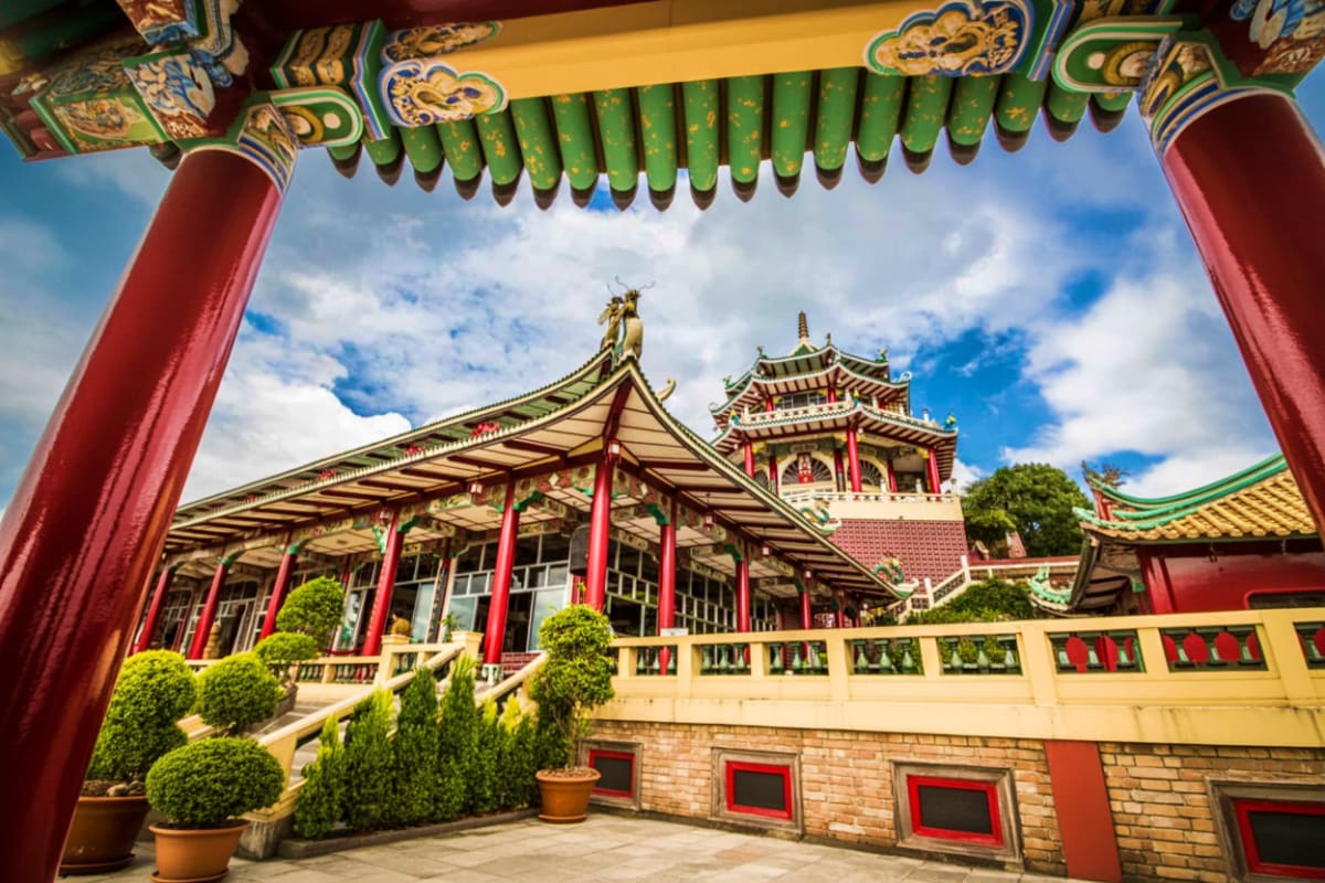 4 Days Cebu and Bohol Highlights Tour with Twin City Tour Chocolate Hills and Loboc River Cruise Cebu and Bohol Highlights Tour with Twin City Tour Chocolate Hills and Loboc River Cruise