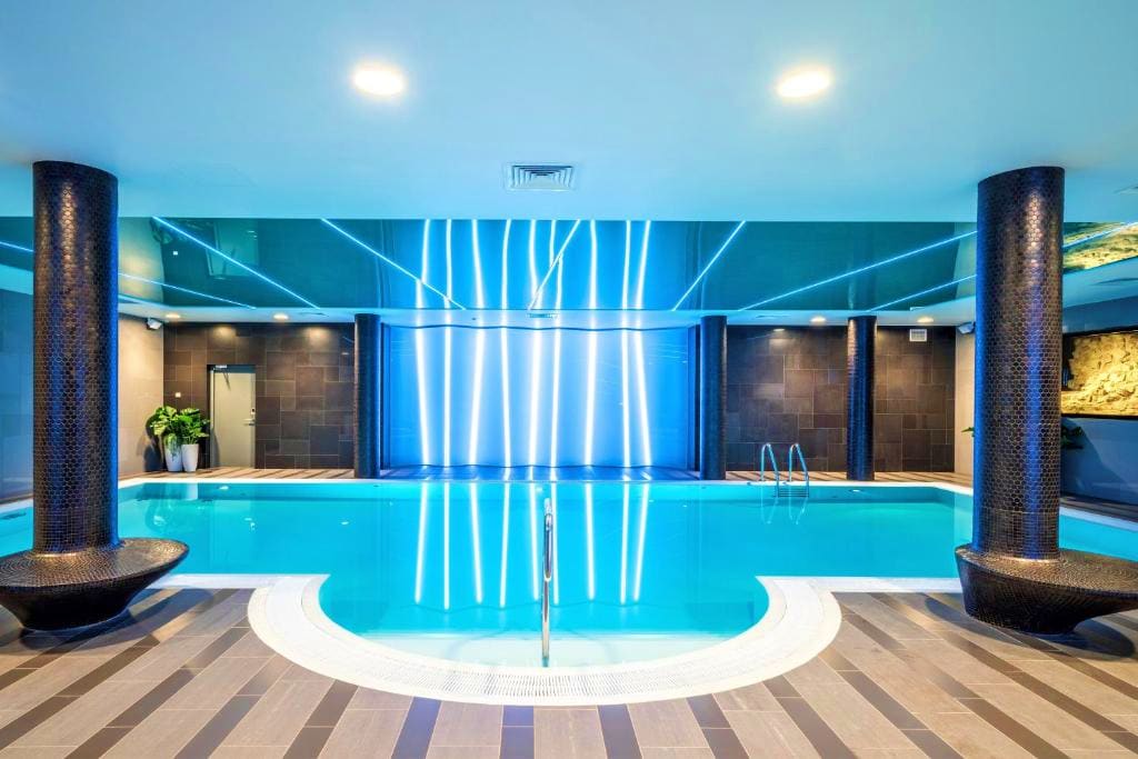 4* Wellton Riverside Spa Hotel or similar