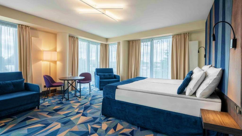 4* Wellton Riverside Spa Hotel or similar