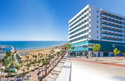 4* Sun Hall Hotel or Similar