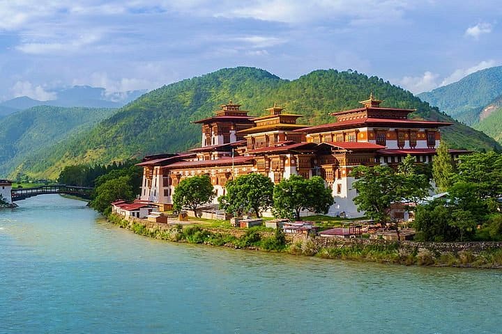 Thimphu to Punakha Sightseeing Thimphu to Punakha Sightseeing