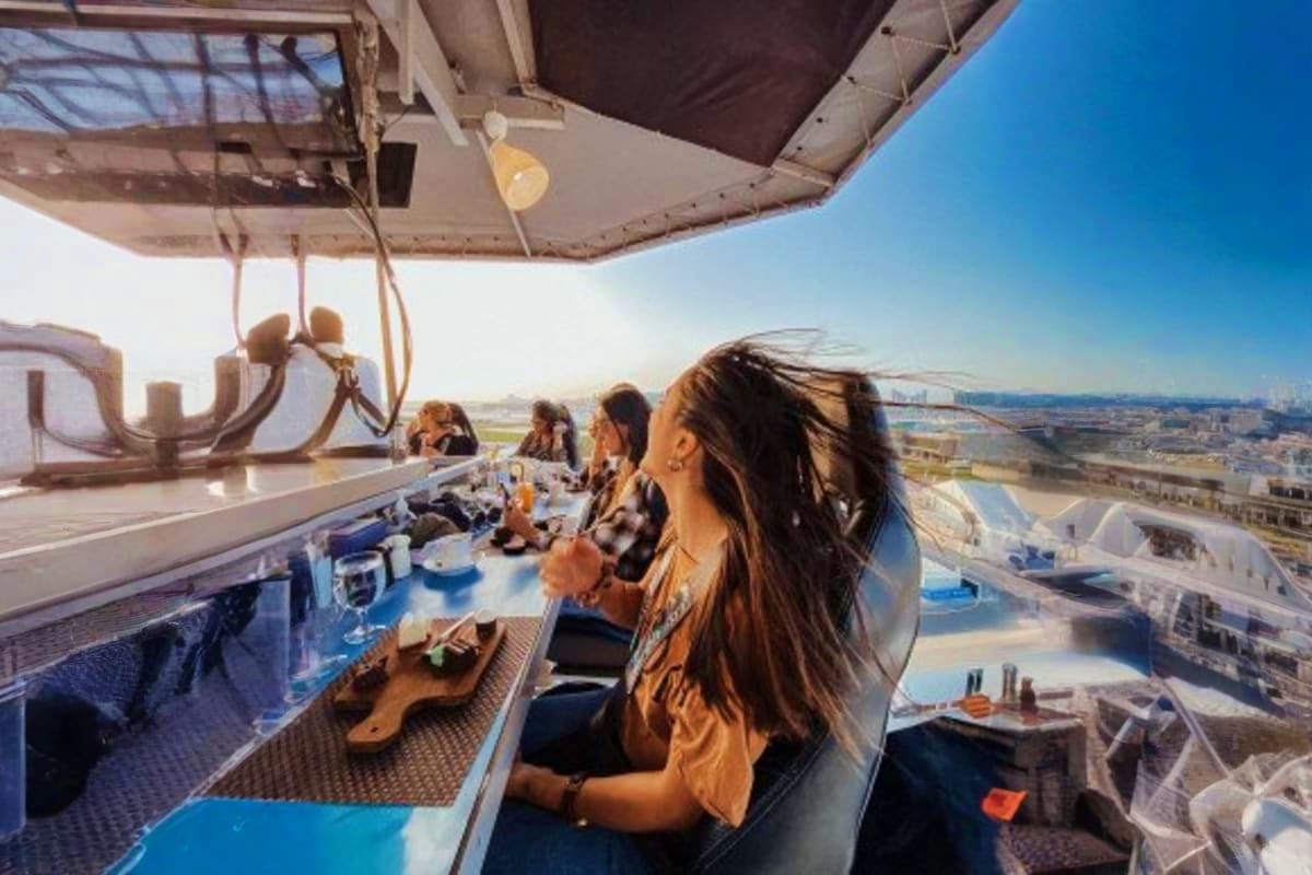 dinner-in-the-sky-lunch-session-uae