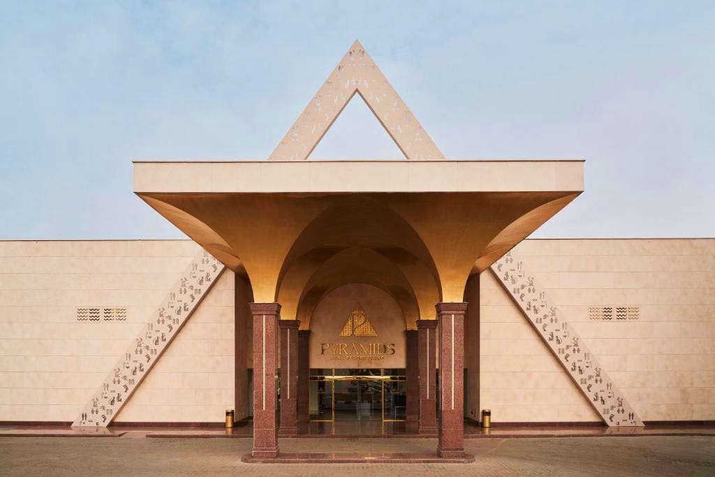 4* Pyramids Park hotel or Similar