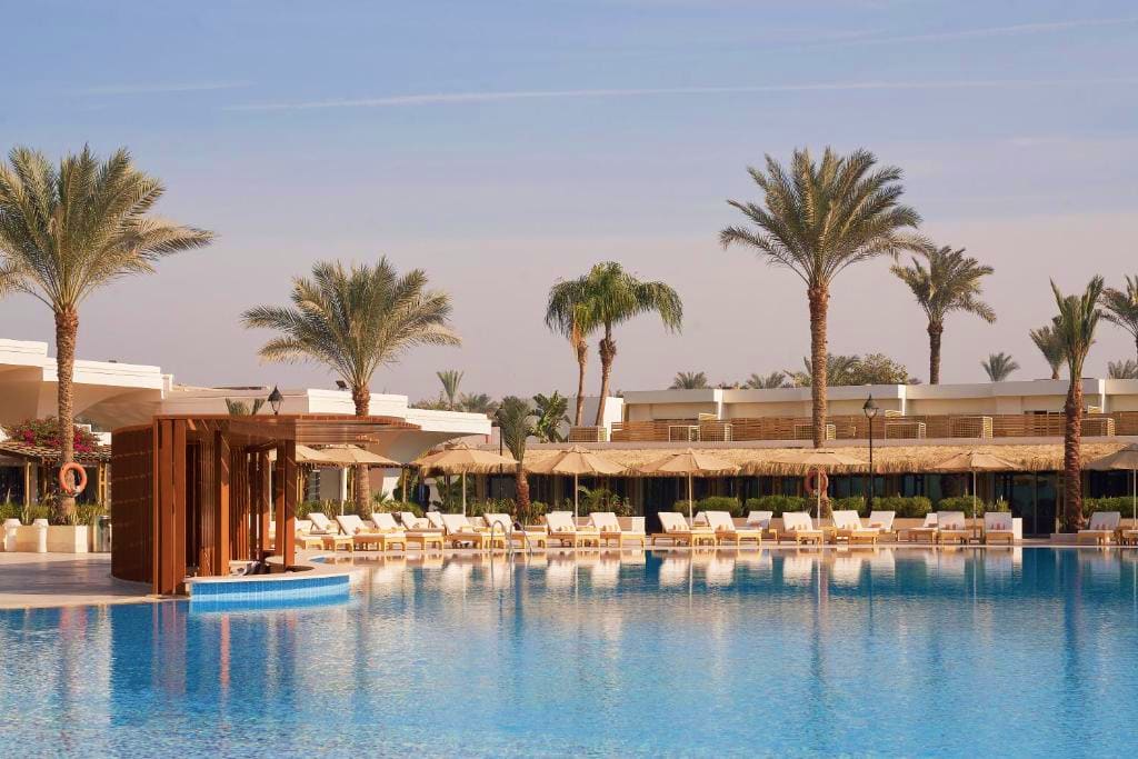 4* Pyramids Park hotel or Similar