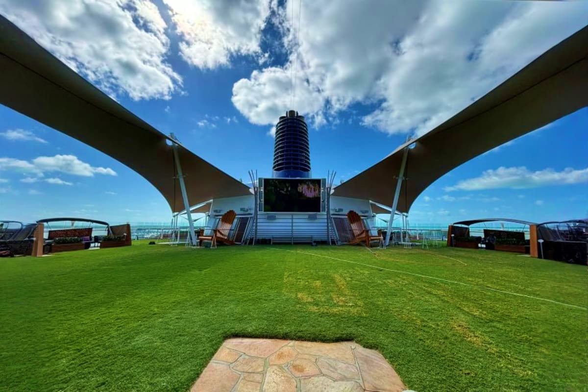 Celebrity Silhouette Iceland Cruise club