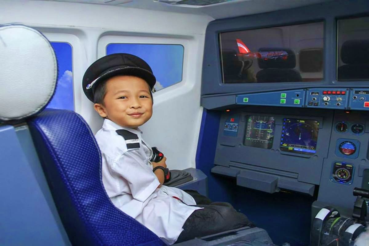 pilot-kid-kidzania-abu-dhabi