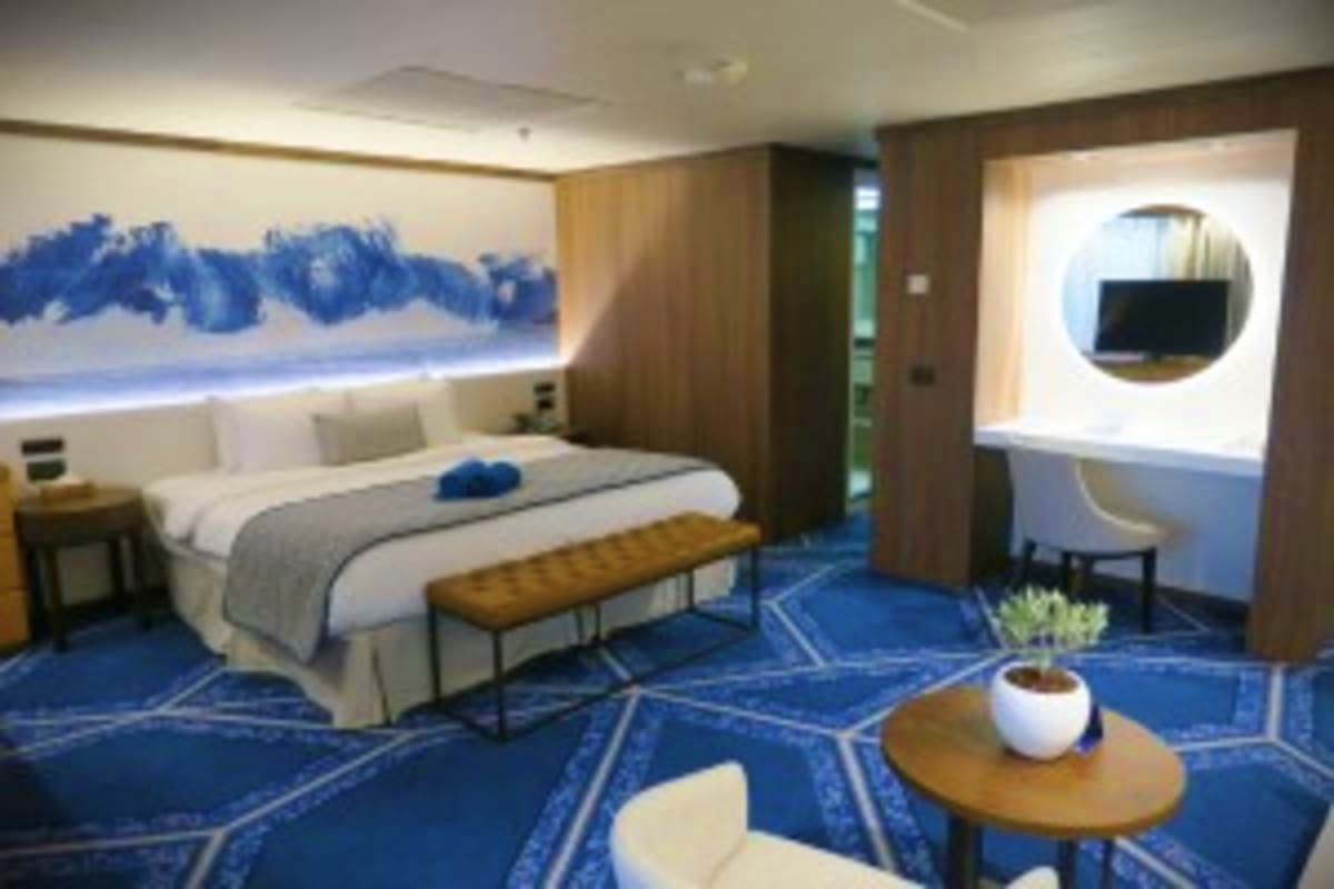 Celestyal Journey Dubai Explorer room2
