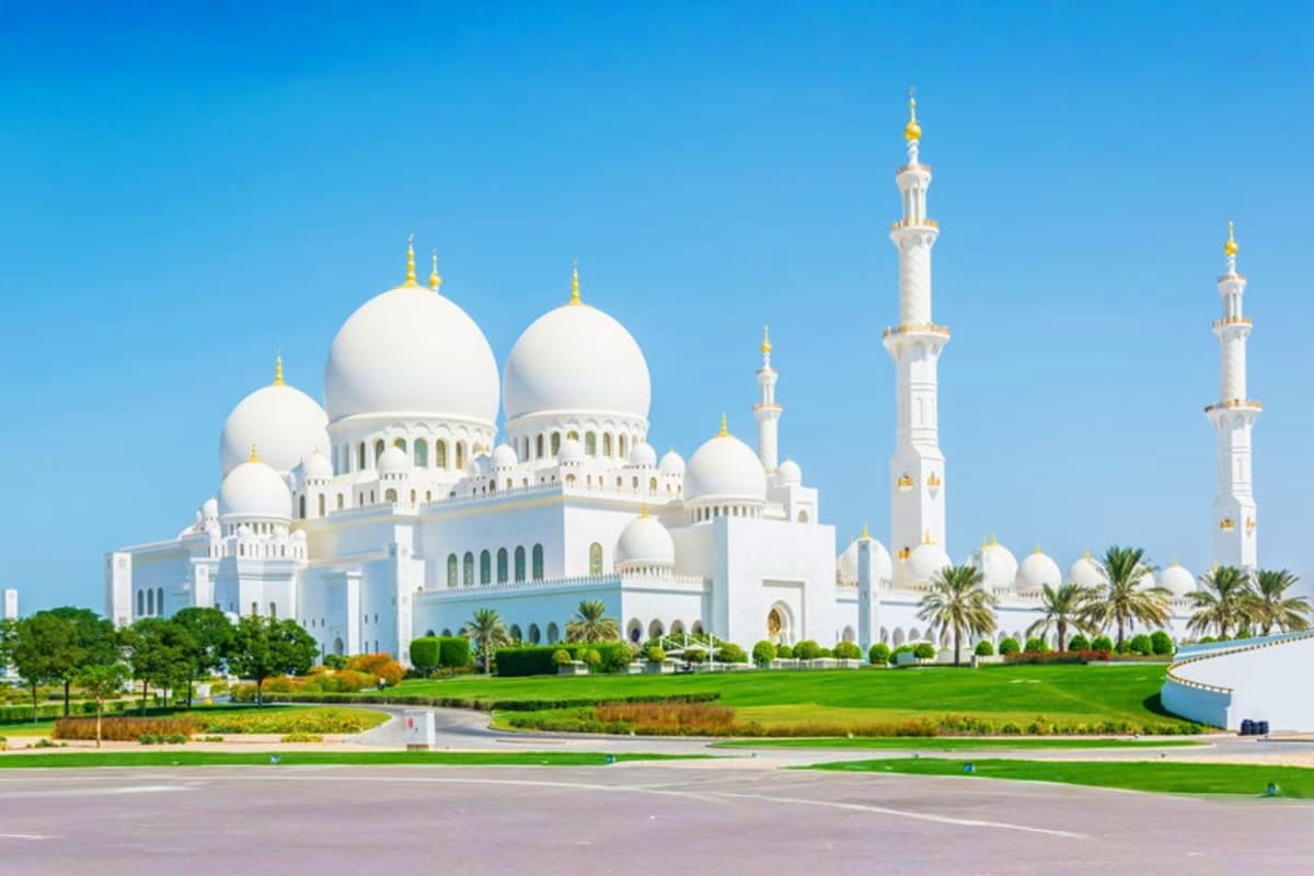 Abu Dhabi sheikh Zayed mosque