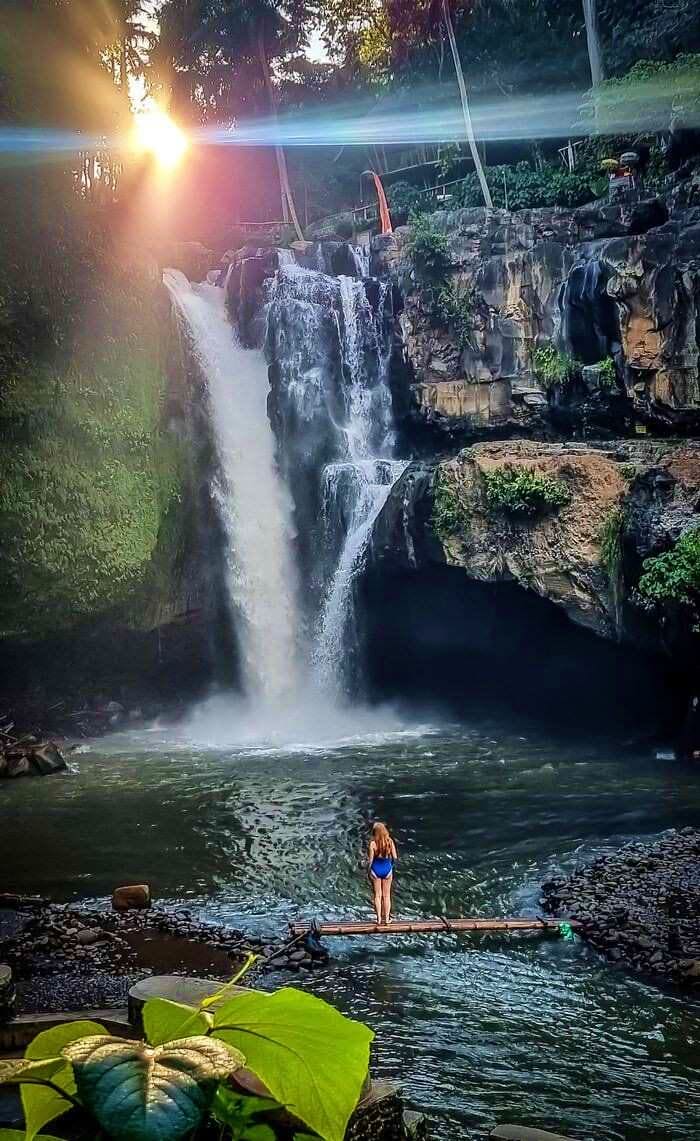 Tegenungan waterfall