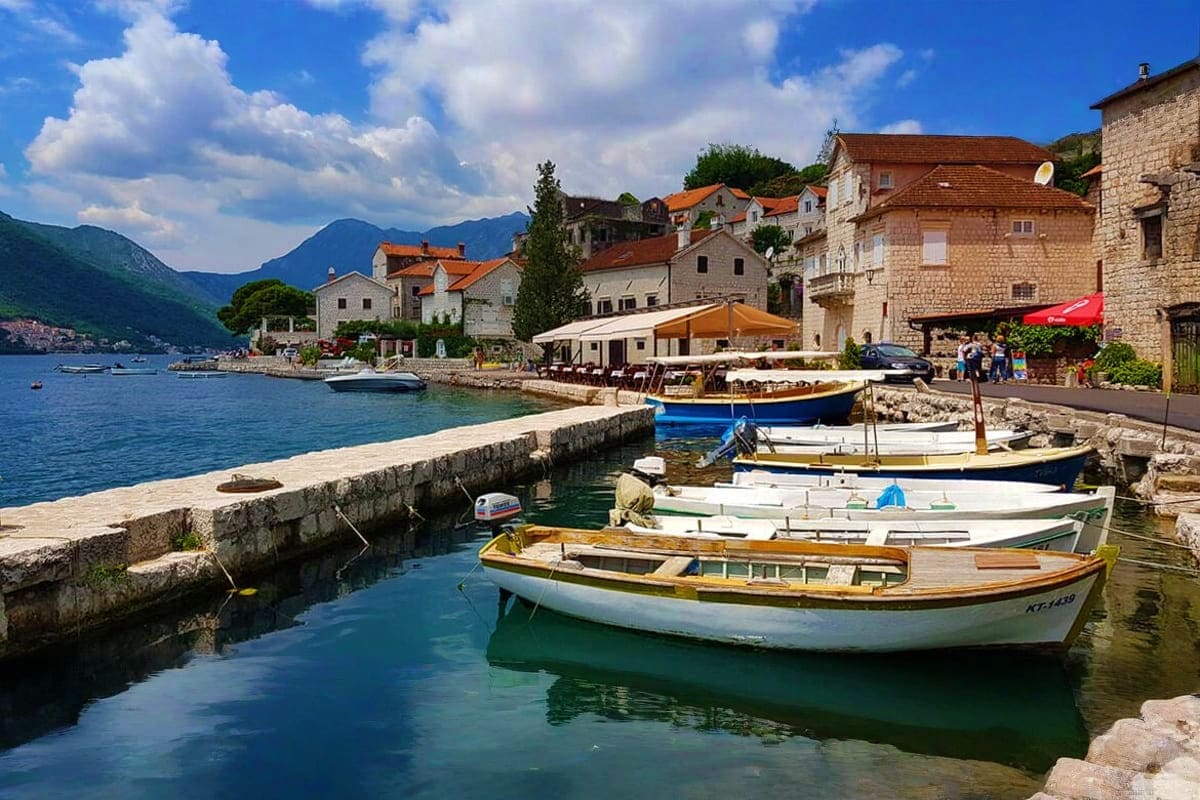 Montenegro Family Getaway Village_of_Perast