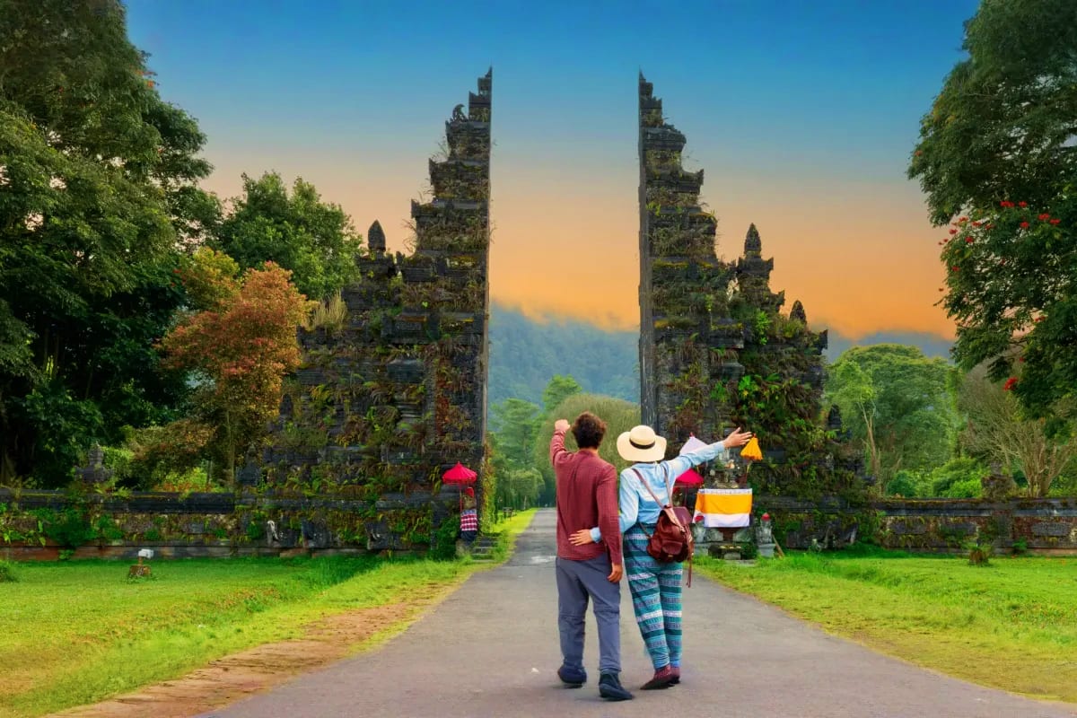 Handara Gate