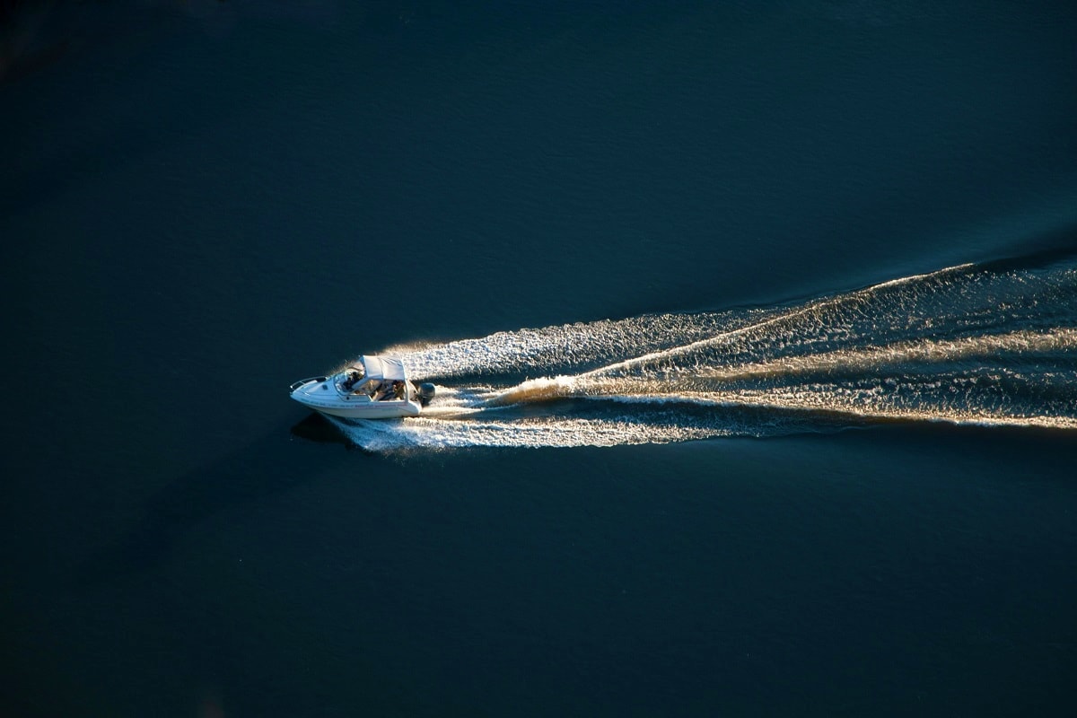 Maldives speed boat transfer