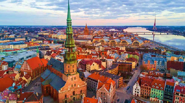 Riga Sightseeing & Canal Boat Ride Riga Sightseeing & Canal Boat Ride