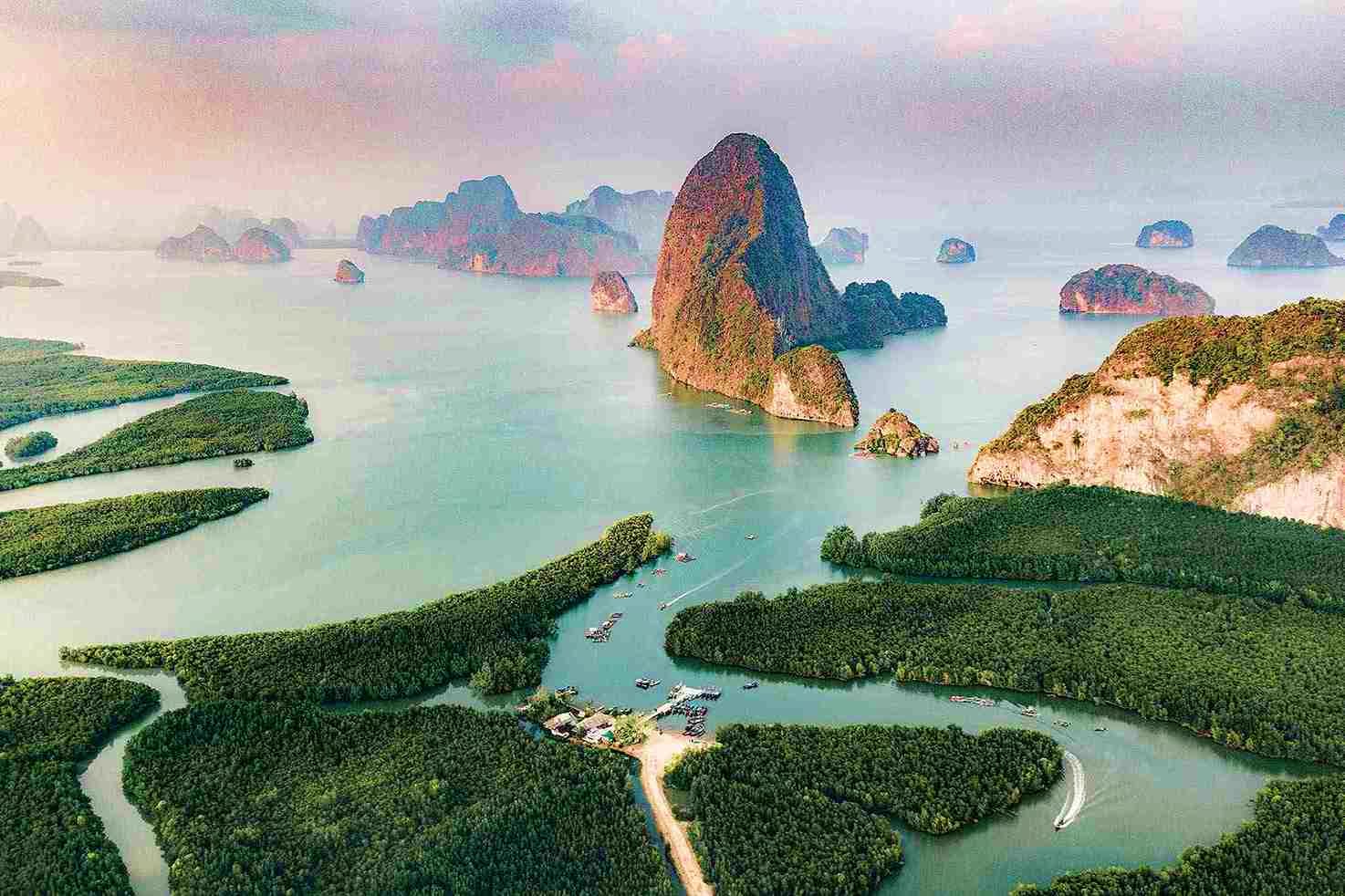 Flight to Phuket - Leisure at the Pearl of the Andaman