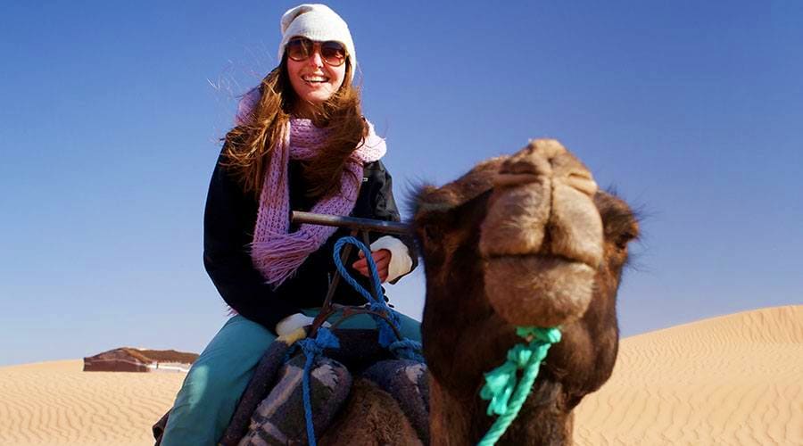 camel riding dubai
