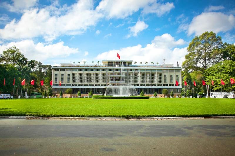Ho Chi Minh City Full-Day Tour with Cu Chi Tunnels
