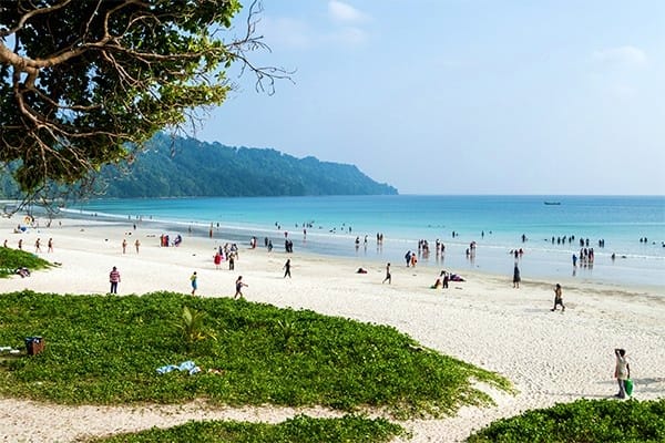 Visit Elephant Beach or Kalapatthar Beach Visit Elephant Beach or Kalapatthar Beach