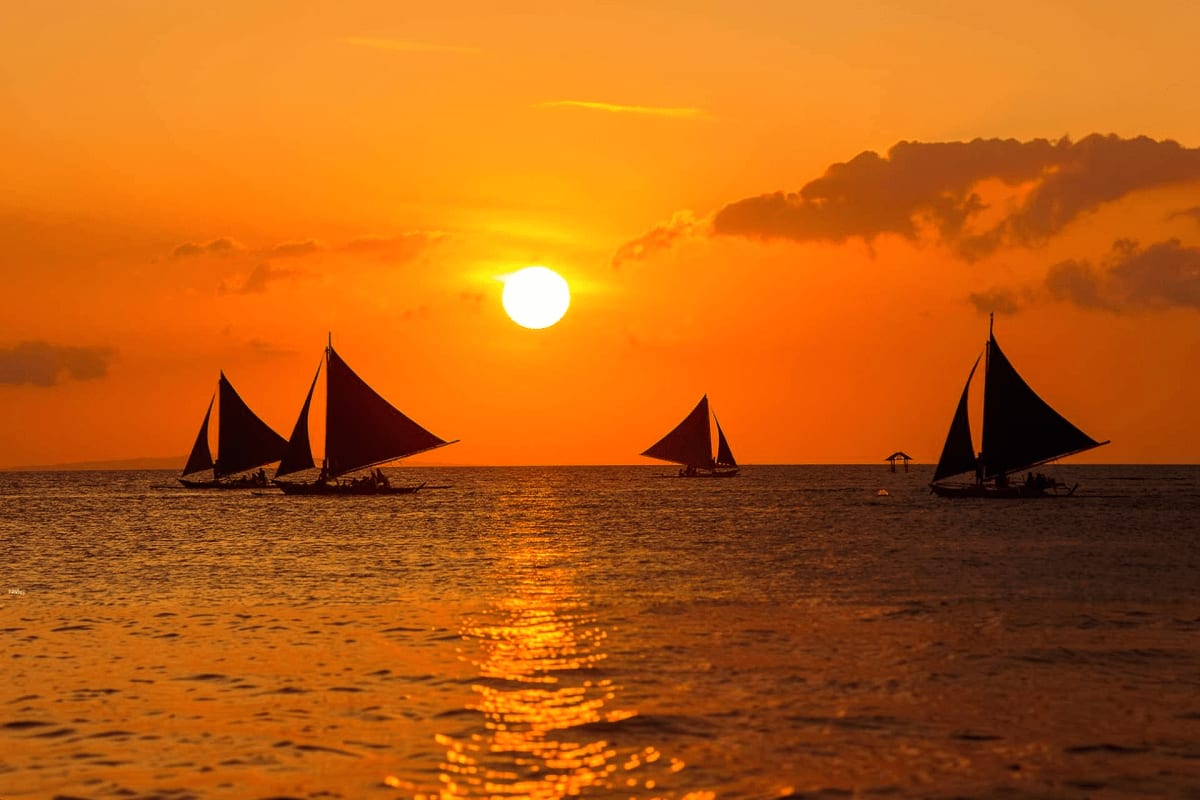 Boracay Sunset Paraw Sailing