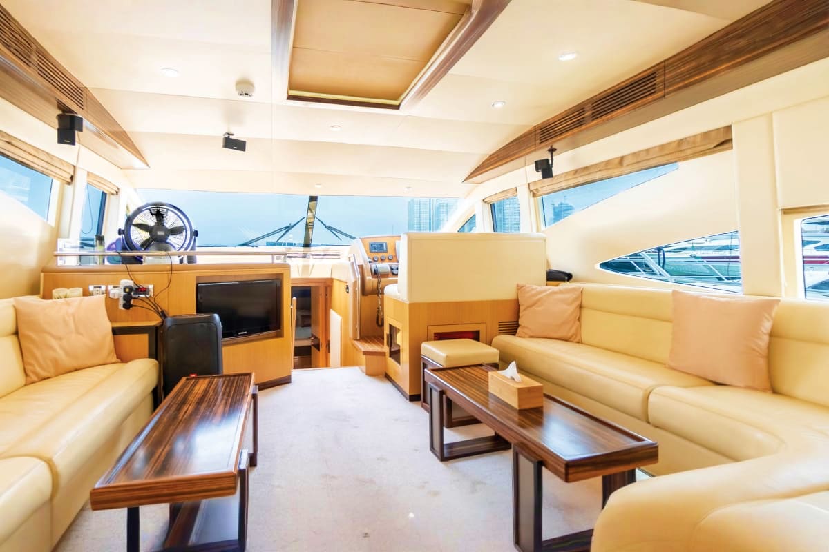 56 Ft Lagoon Yacht