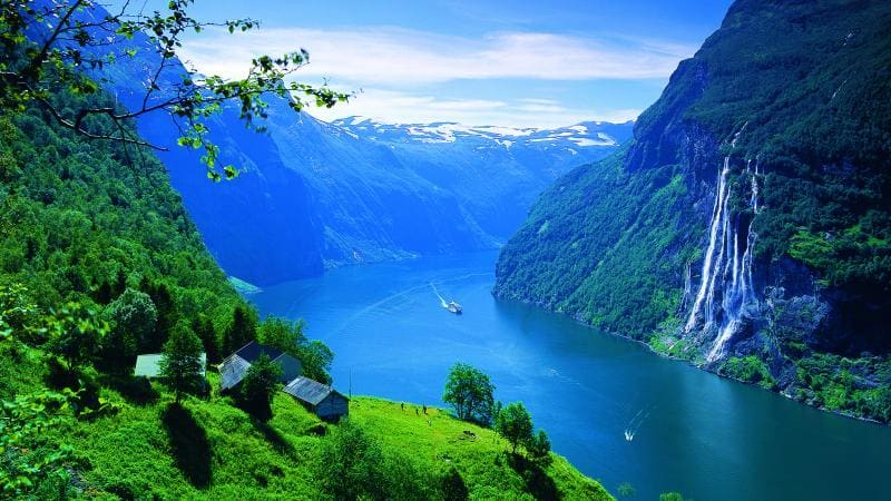 HELLESYLT Tech. Call, GEIRANGER