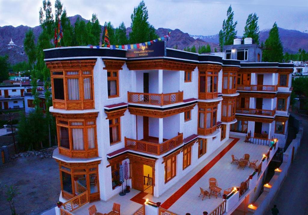 The Himalaya |Kangsing| Mahey Retreat
