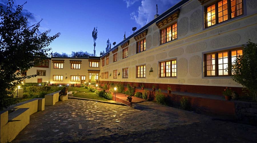The Himalaya |Kangsing| Mahey Retreat