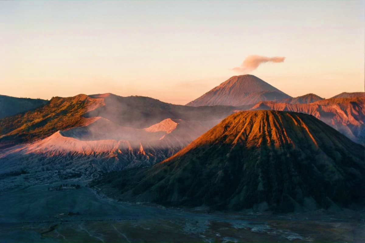 Mount Bromo Sunrise Tour from Surabaya or Malang