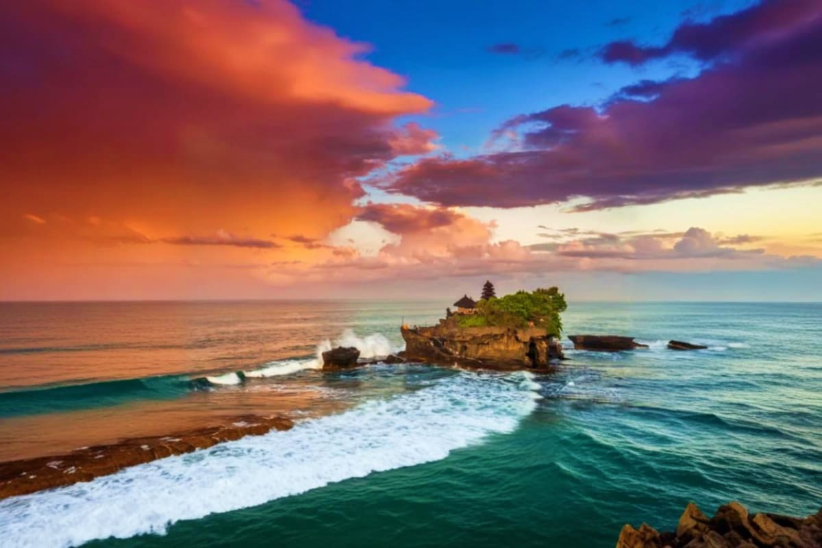 Tanah Lot sunset tour