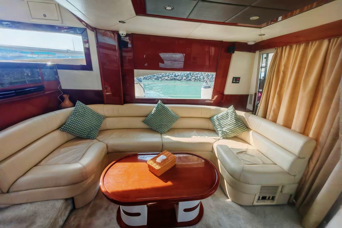 50 Ft Aryan Yacht Interior