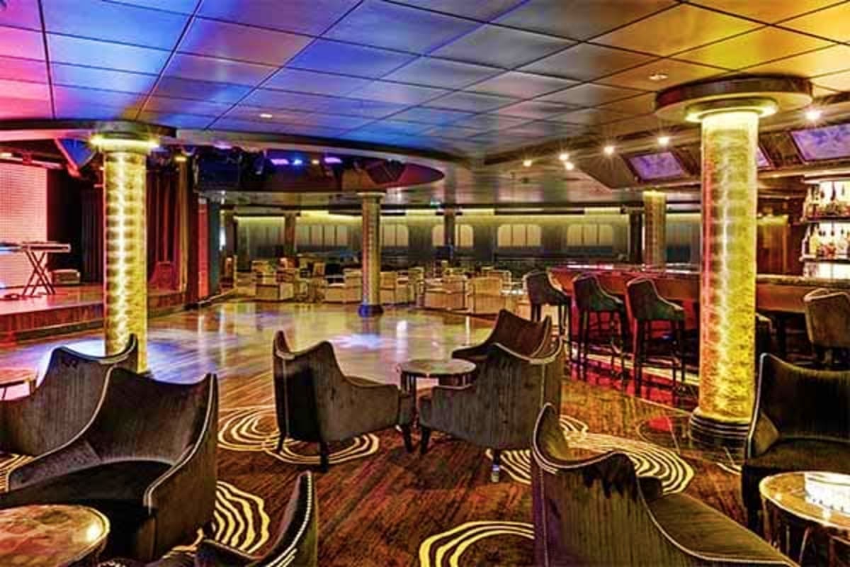 Bliss Ultra Lounge