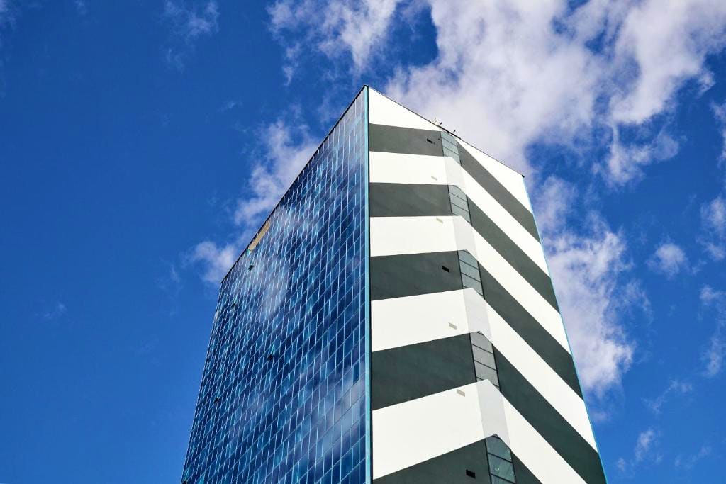 4* Zonar Zagreb or Similar