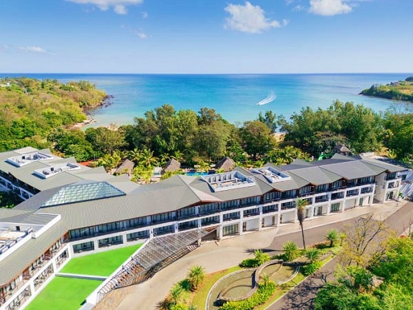 4* Ocean's Creek Beach Hotel or Similar