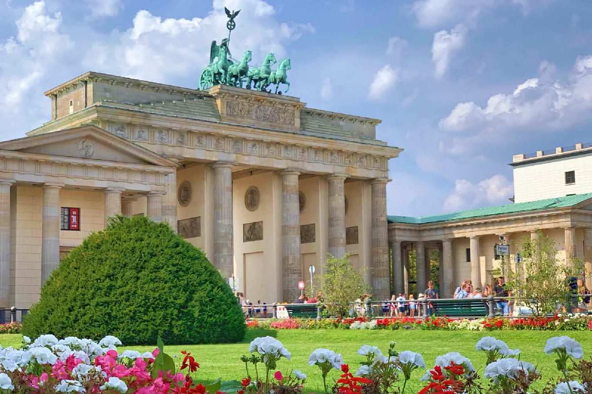 The Ultimate Berlin Walking Tour Berlin Walking Tour