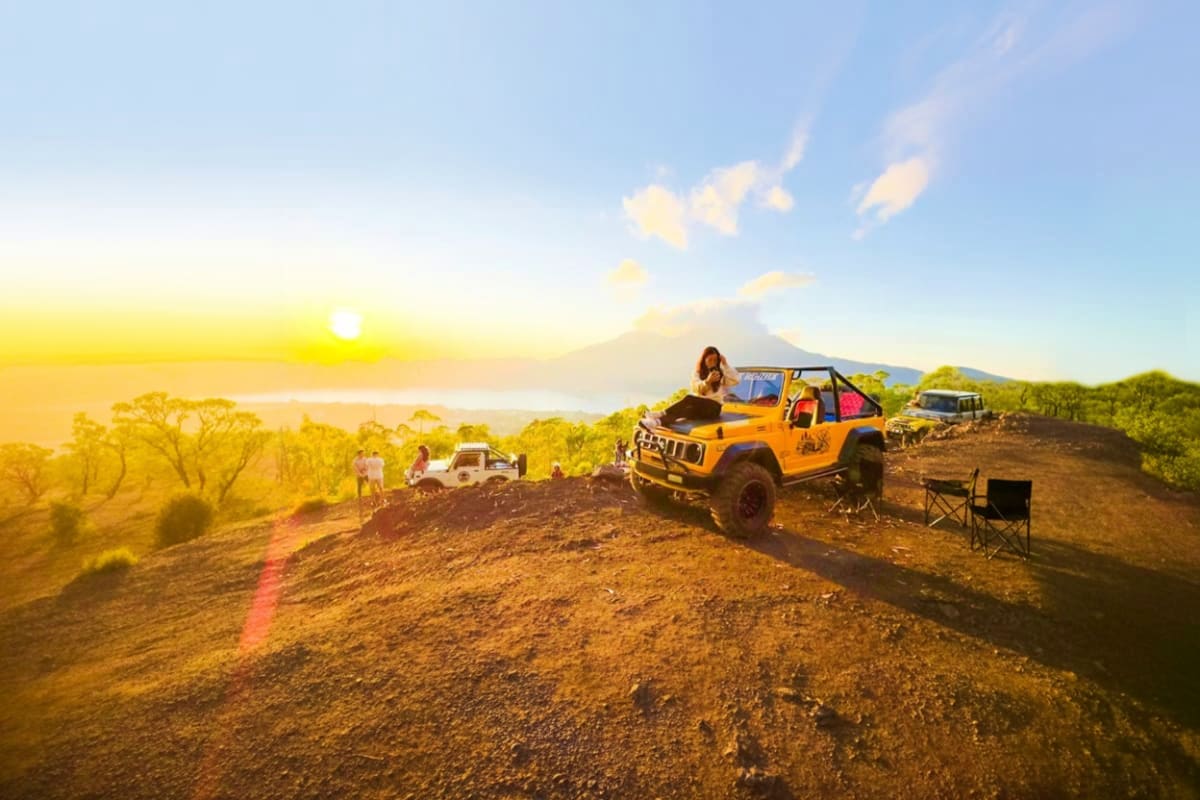 Mount Batur Jeep Sunrise Day Tour With Photographer Mount Batur Jeep Sunrise Day Tour With Photographer