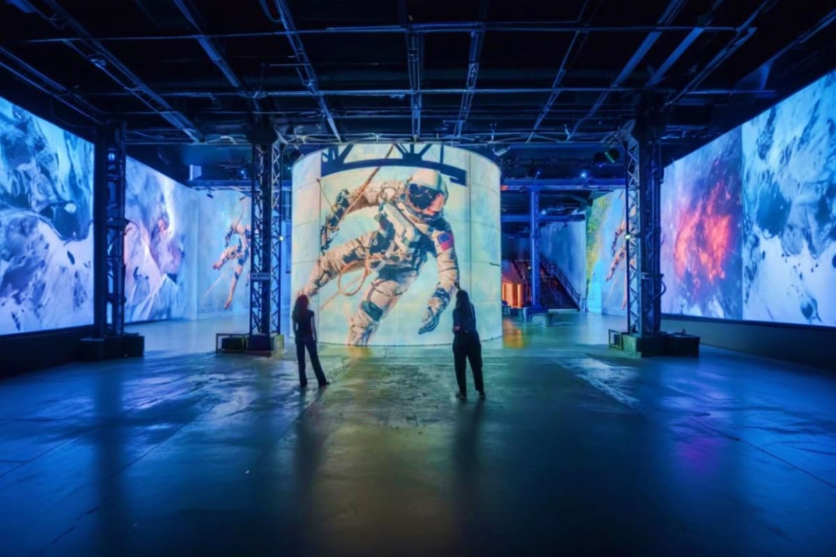 X Space Immersive with Digital Art experience