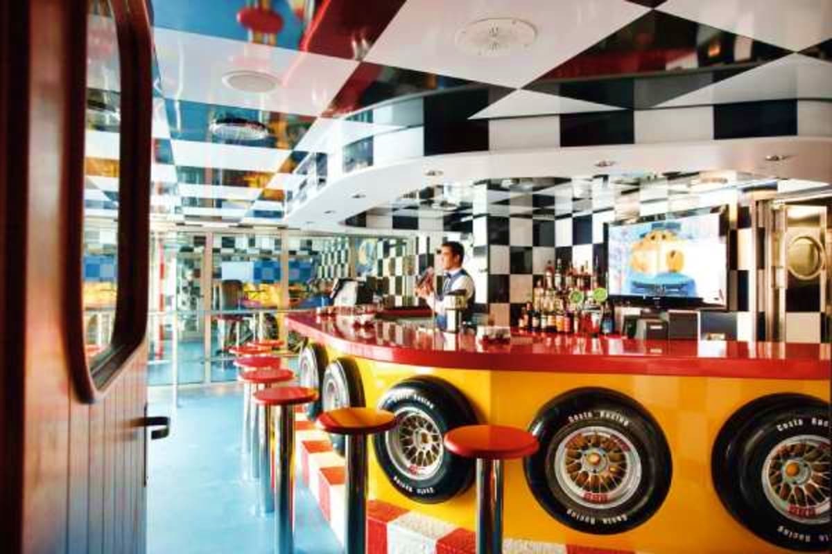 Costa_Scuderia_Bar