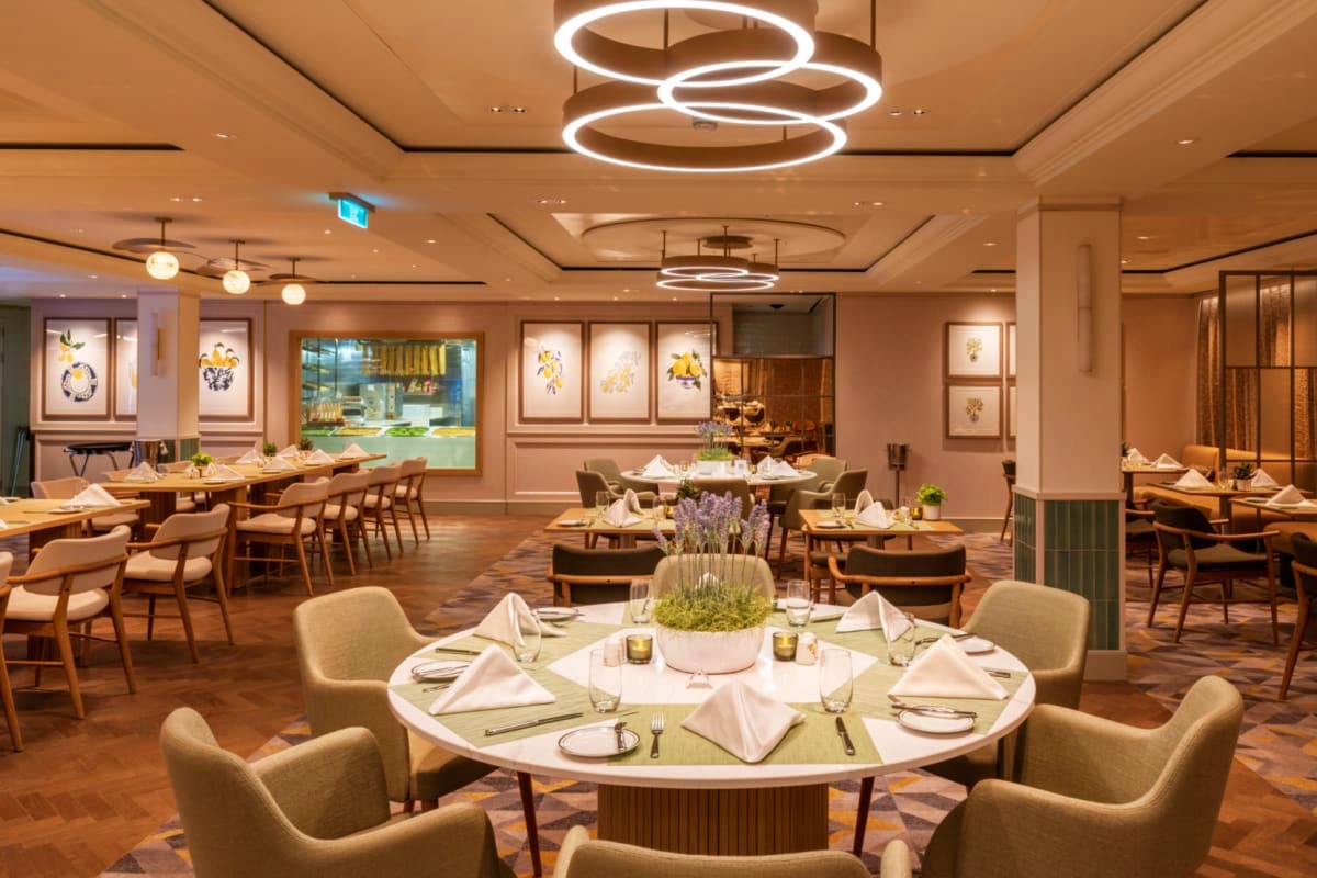 La Tavola resturant