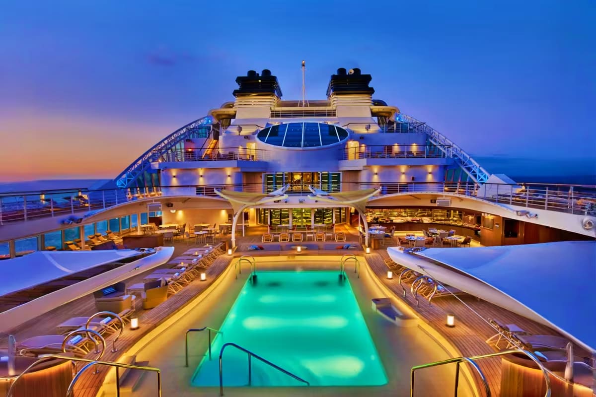 Seabourn Encore Glacier Passage Voyage roof
