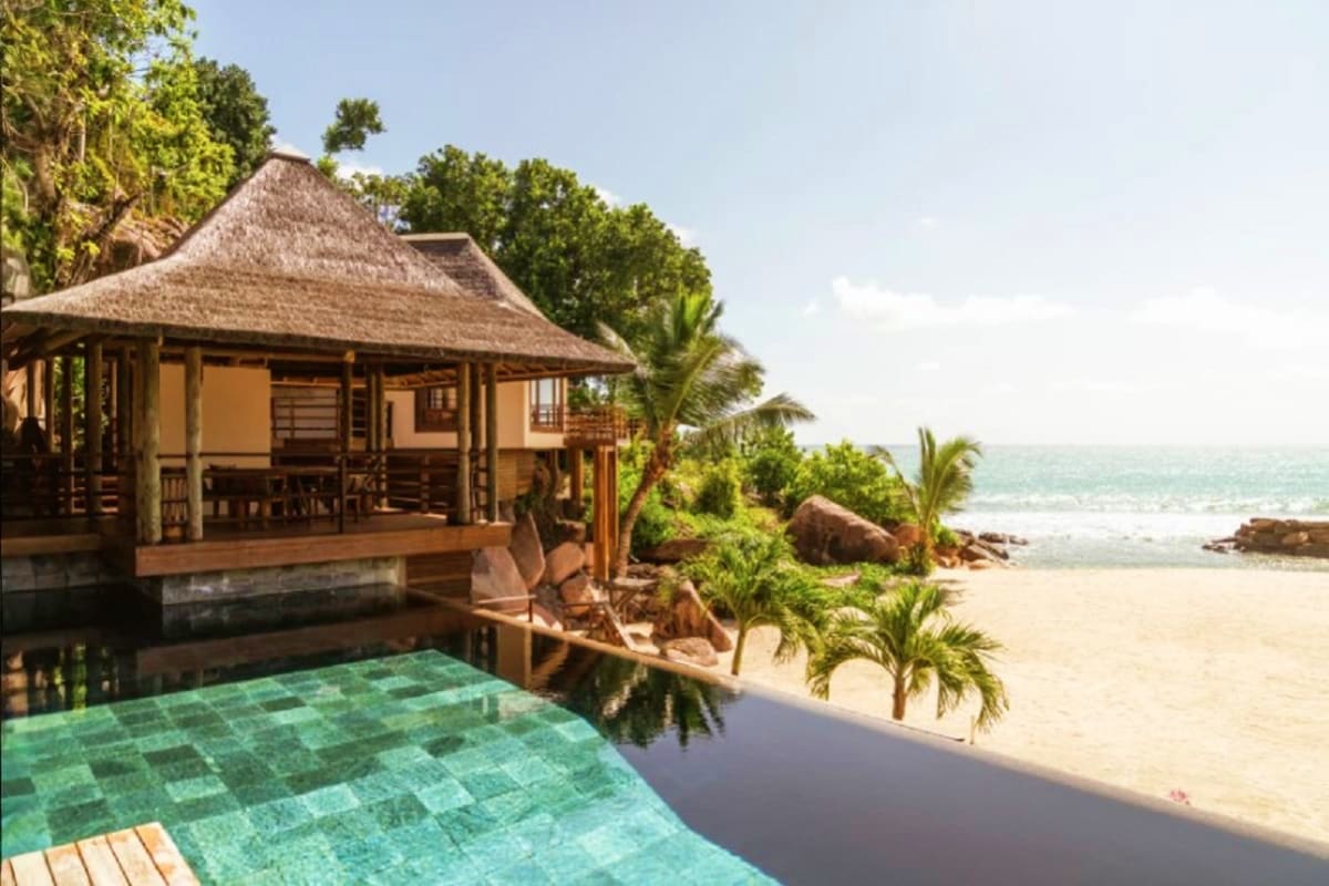 Constance_Lemuria_Beachside