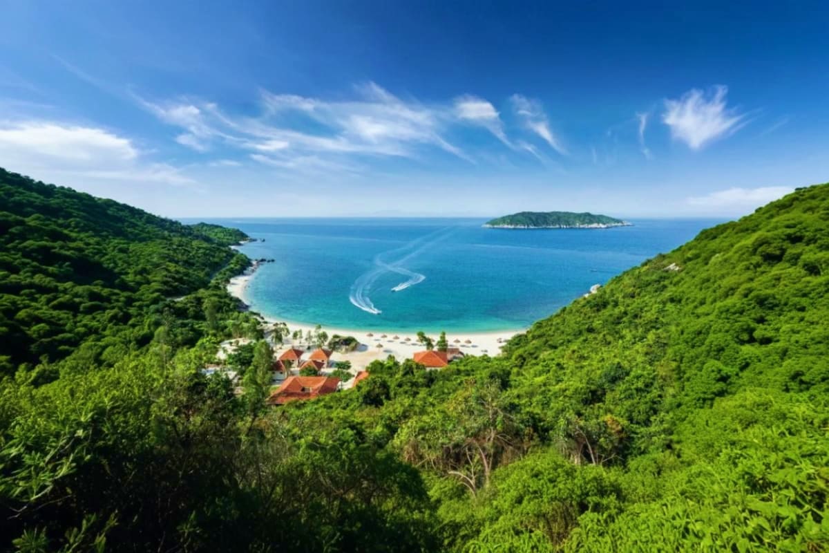 Cham Island day tour