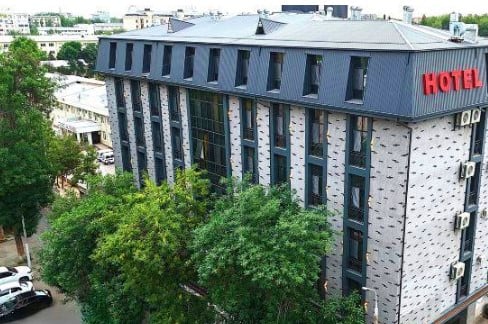4* Blue shore international or Similar