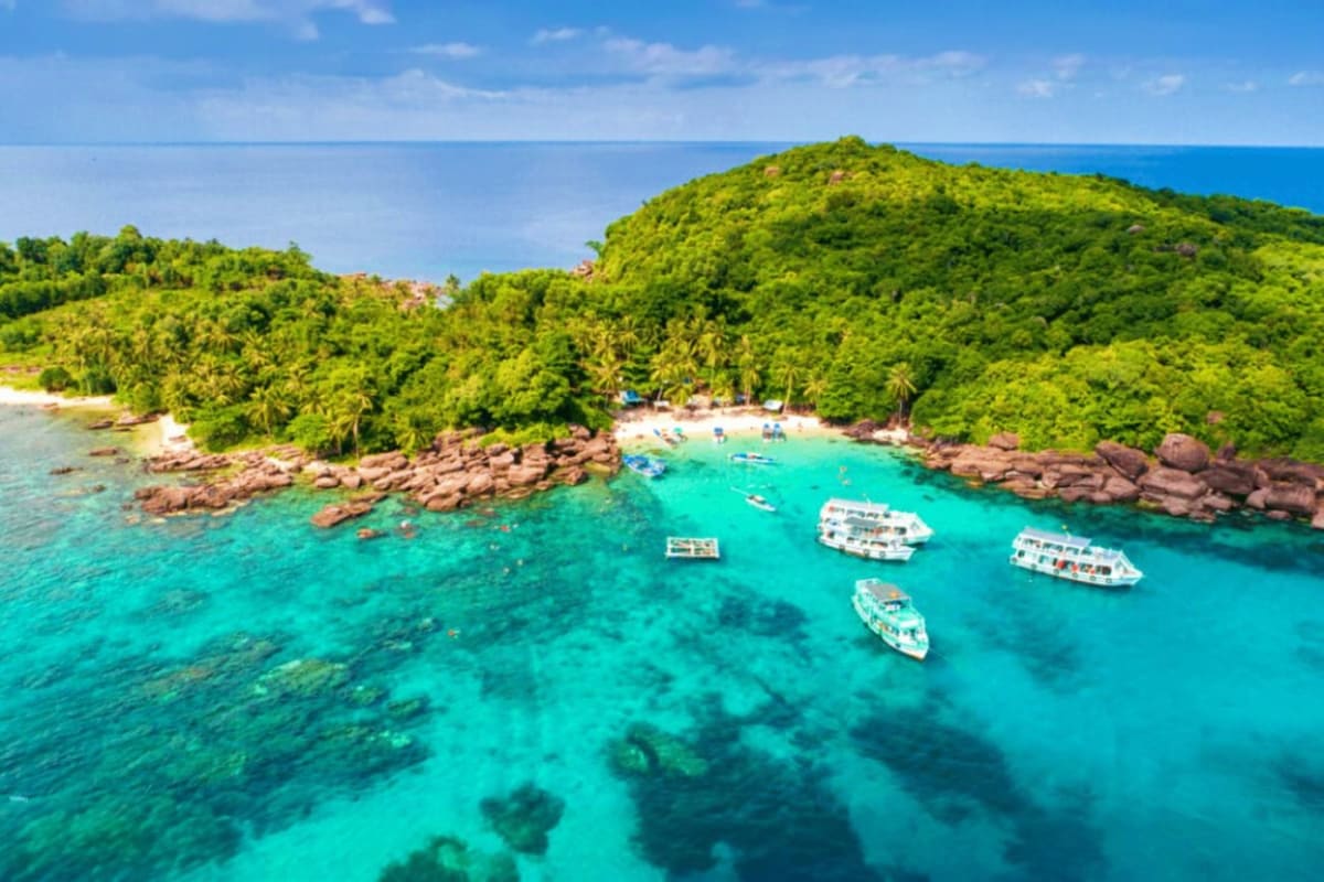 3 Island tour with speedboat