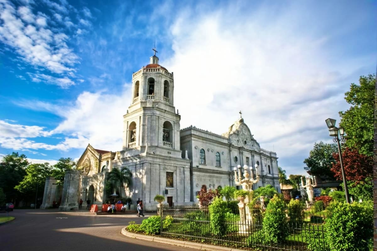 Cebu City Private Day Tour with Simala Shrine