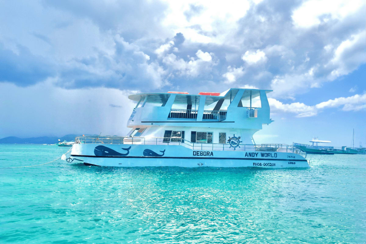 Sunset Party Cruise in Boracay